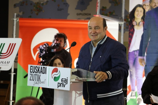 El presidente del EBB del PNV, Andoni Ortuzar, en un mitin en Azpeitia