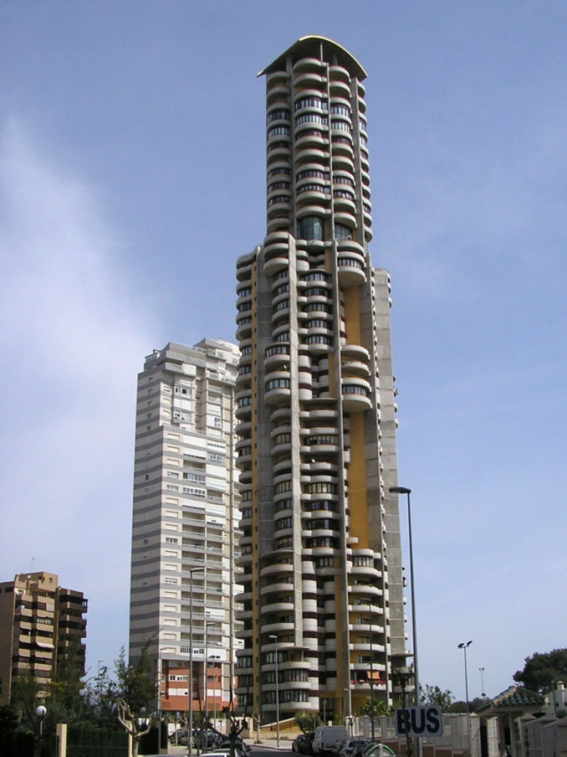 Uno de los rascacielos que el grupo Ecisa ha construido en Benidorm