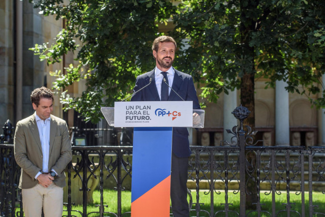 El presidente del Partido Popular, Pablo Casado, durante su intervención en el acto central de campaña de la coalición PP+C´s en la Casa de Juntas de Gernika. En Guernika, Vizcaya, País Vasco (España) a 5 de julio de 2020.