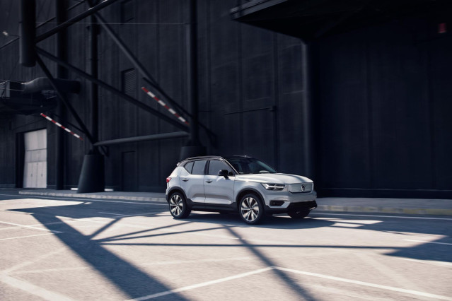 Volvo XC40 Recharge P8
