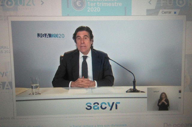 El presidente de Sacyr, Manuel Manrique, interviene en la junta general de accionista de Sacyr, celebrada de forma telemática