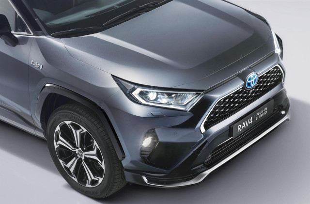 Imagen del RAV4 híbrido enchufable de Toyota.