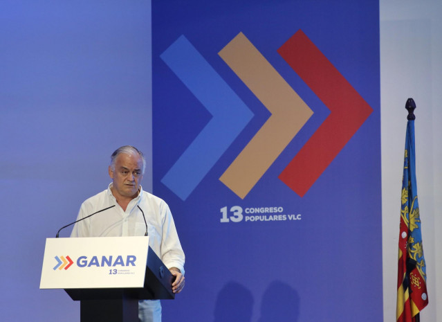 El eurodiputado Esteban González Pons interviene en el 13 Congreso del PP de València