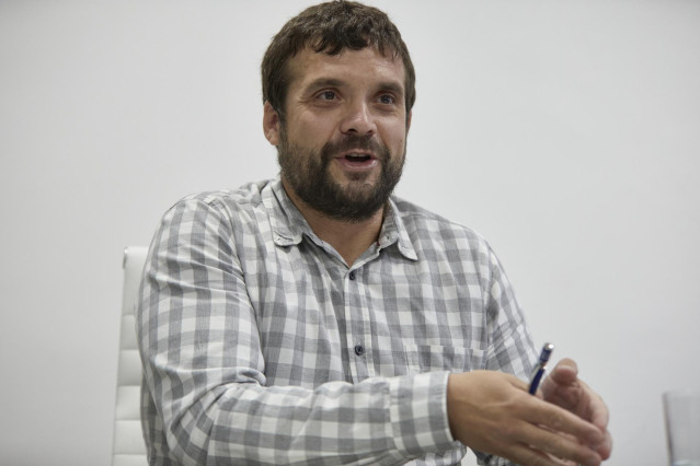 El nuevo secretario general de Podemos Comunidad de Madrid, Jesús Santos, durante una entrevista para Europa Press en la sede de la agencia de comunicación en Madrid, en Madrid (España), a 7 de julio de 2020.