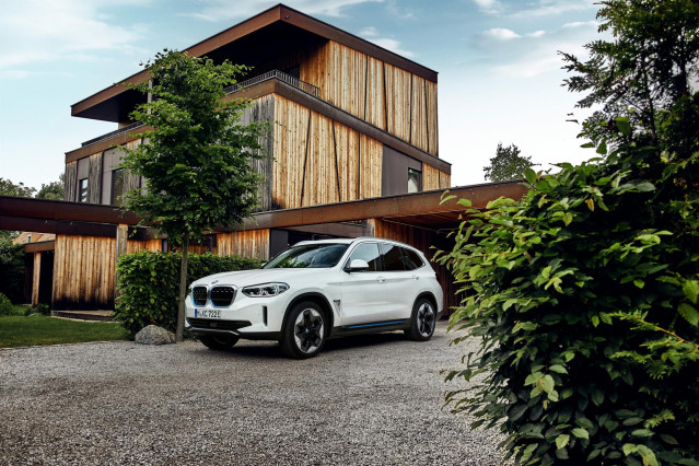 Nuevo BMW iX3.