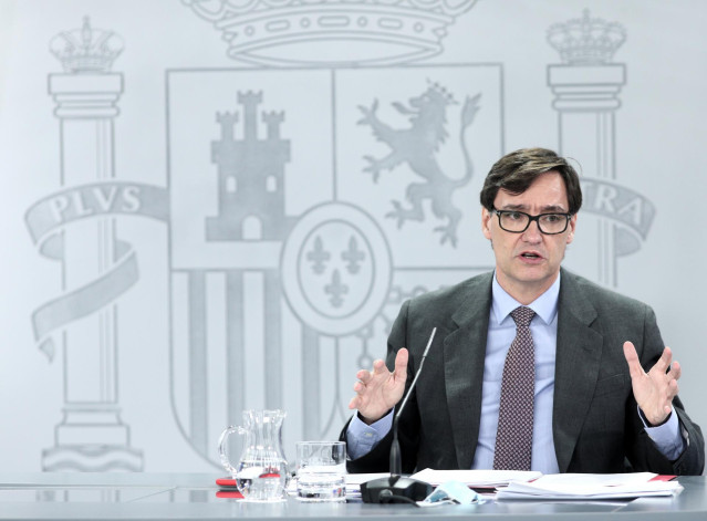 El ministro de Sanidad, Salvador Illa, en la rueda de prensa posterior al Consejo de Ministros.