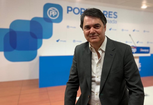El portavoz adjunto del Grupo Popular Carlos Rojas