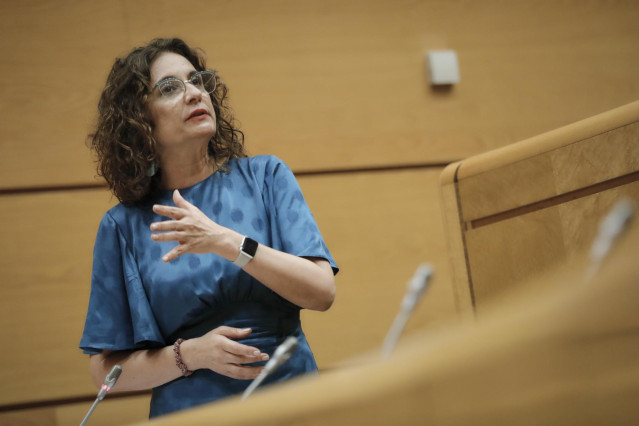 La portavoz del Gobierno y ministra de Hacienda, María Jesús Montero, durante su intervención en una sesión de control al Gobierno en el Senado, en Madrid (España) a 14 de julio de 2020. Con este pleno, la Cámara Alta dará por terminada su actividad parla