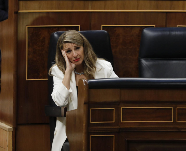 La ministra de Trabajo, Yolanda Díaz, en un Pleno del Congreso