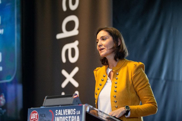 La ministra de Industria, Comercio y Turismo, Reyes Maroto, durante un acto en Vitoria
