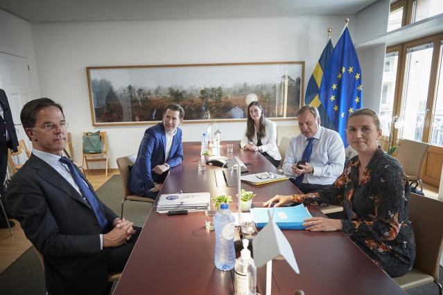 El primer ministro holandés, Mark Rutte; el canciller austriaco, Sebastian Kurz, la primera ministra finlandesa, Sanna Marin; la primera ministra danesa, Mette Frederiksen, y el priomer ministro sueco, Stefan Loefven