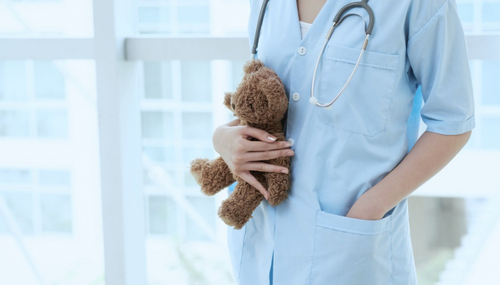 Los pediatras revelan detalles para no perder la cordura durante el confinamiento.