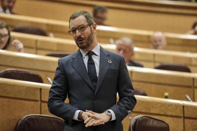 El Portavoz del Grupo Popular en el Senado, Javier Maroto, durante su intervención en una sesión de control al Gobierno en el Senado, en Madrid (España) a 14 de julio de 2020. Con este pleno, la Cámara Alta dará por terminada su actividad parlamentaria ha