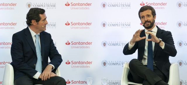 El presidente de CEOE, Antonio Garamendi, y el presidente del PP, Pablo  Casado.