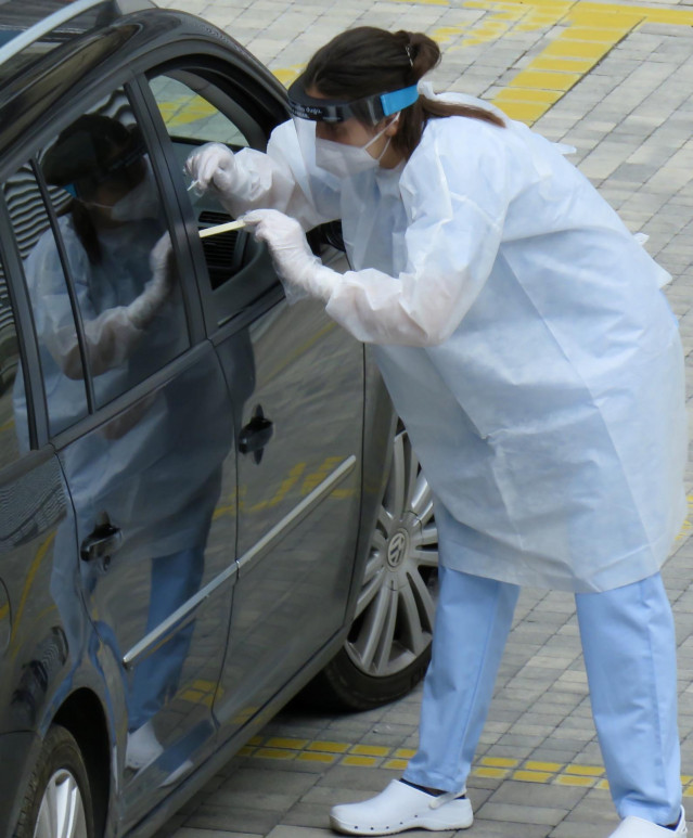 Test de coronavirus en coche