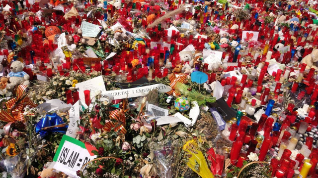 Atentado en Barcelona. Muestras de duelo y solidaridad con las víctimas