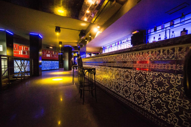 Interior de la discoteca La Cartuja (Calle de la Cruz, 10) horas antes de su reapertura tras el parón por el COVID-19, en Madrid (España), a 3 de julio de 2020.