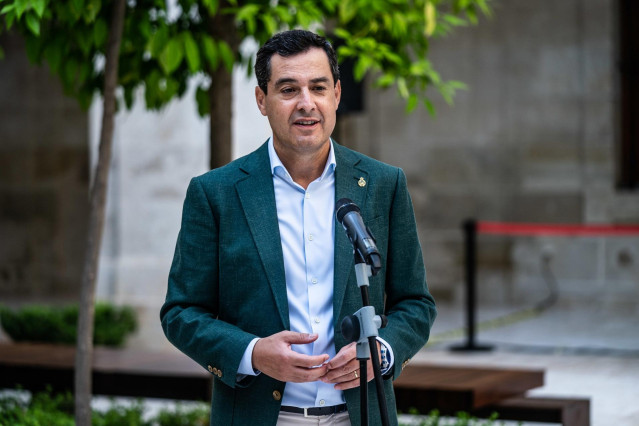 El presidente de la Junta de Andalucía, Juanma Moreno, en un acto público en Málaga en una imagen de archivo