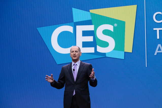 El presidente y CEO de Consumer Technology Association (CTA), Gary Shapiro, en la keynote de CES 2020