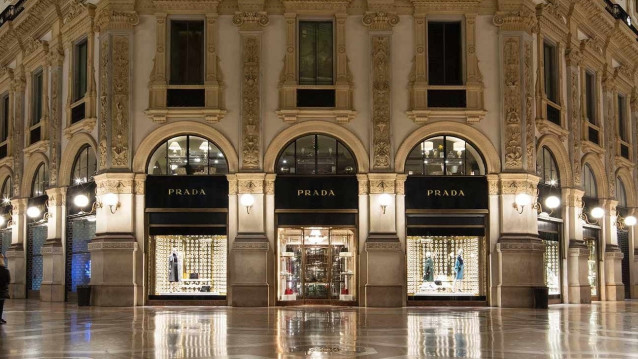 Recurso de una tienda de Prada.