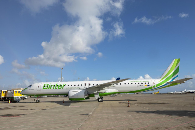 El aeropuerto de Foronda contará en julio con vuelos que unirán Vitoria con Gran Canaria y Tenerife