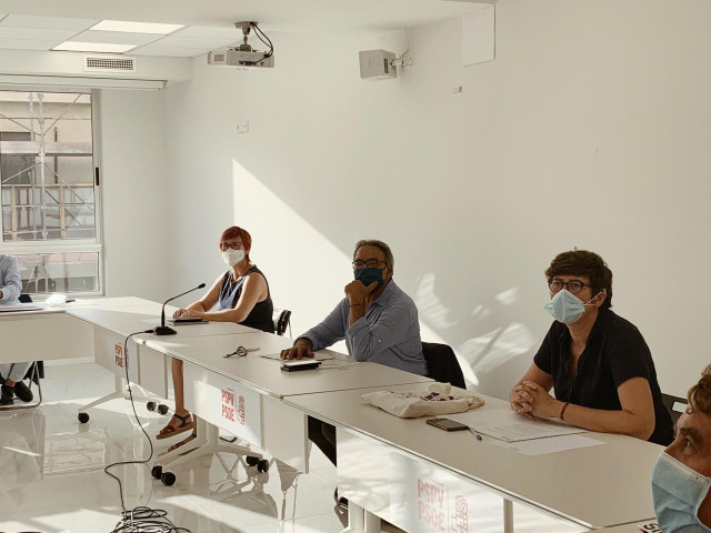 (I-D) Àgueda Micó, Manolo Mata Y Pilar Lima