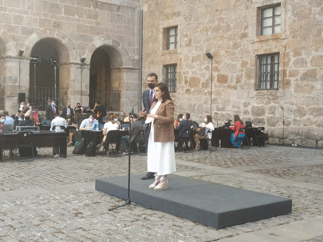 Concha Andreu da la bienvenida en la Conferencia de Presidentes