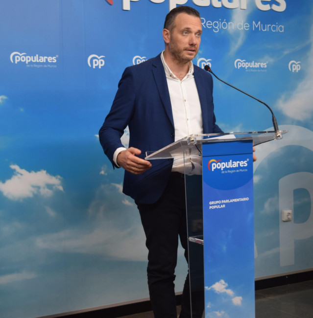 PP se querella contra PSOE por 