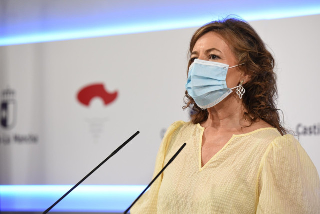 La consejera de Bienestar Social, Aurelia Sánchez, en rueda de prensa.
