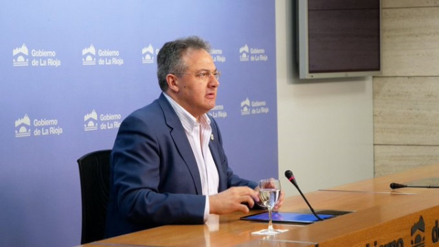 El consejero de Educación, Luis Cacho