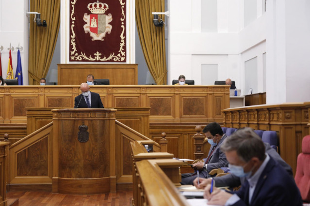 Las Cortes debaten sobre la Ley de Bienestar Animal