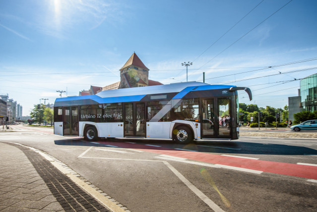 Autobús eléctrico fabricado por Solaris (CAF)
