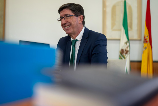 El vicepresidente de la Junta y consejero de Turismo, Regeneración, Justicia y Administración Local, Juan Marín durante la entrevista  a Europa Press
