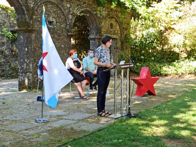 La portavoz nacional del BNG, Ana Pontón, interviene en el acto organizado por Galiza Nova en homenaje a Rosalía y Castelao