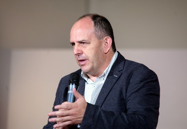 El portavoz de Función Pública del Grupo Socialista, José Luis Aceves.