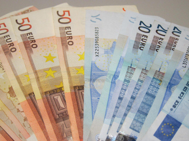 Billetes de euro, dinero
