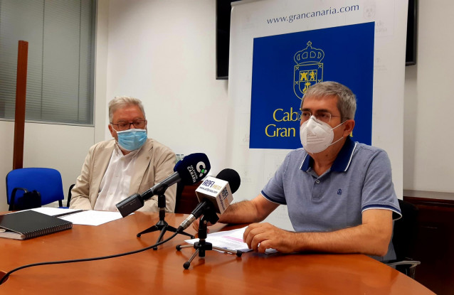 Los portavoces del PP y de UxGC-CC en el Cabildo de Gran Canaria, Marco Aurelio Pérez y José Miguel Bravo de Laguna