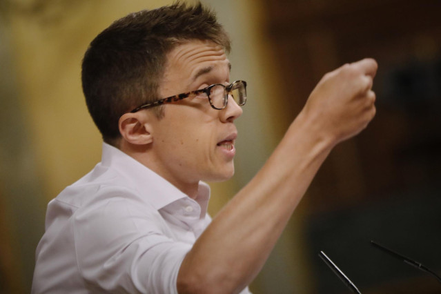 El líder de Más País, Íñigo Errejón, interviene durante una sesión plenaria en el Congreso de los Diputados, en Madrid (España), a 21 de julio de 2020. Durante el pleno, el Congreso debate y vota, para su aprobación definitiva, las medidas aprobadas por l