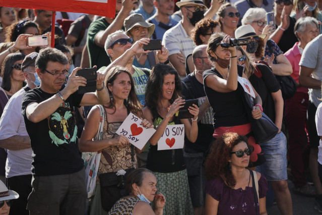 Manifestación contra el uso obligatorio de mascarillas en la plaza de Colón de Madrid, a 16 de agosto de 2020.