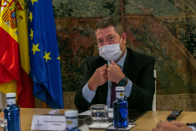 El presidente de C-LM, Emiliano García-Page, preside la reunión del Consejo de Gobierno.