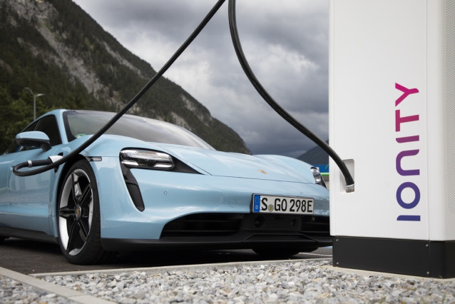 Porsche Taycan (Ionity)