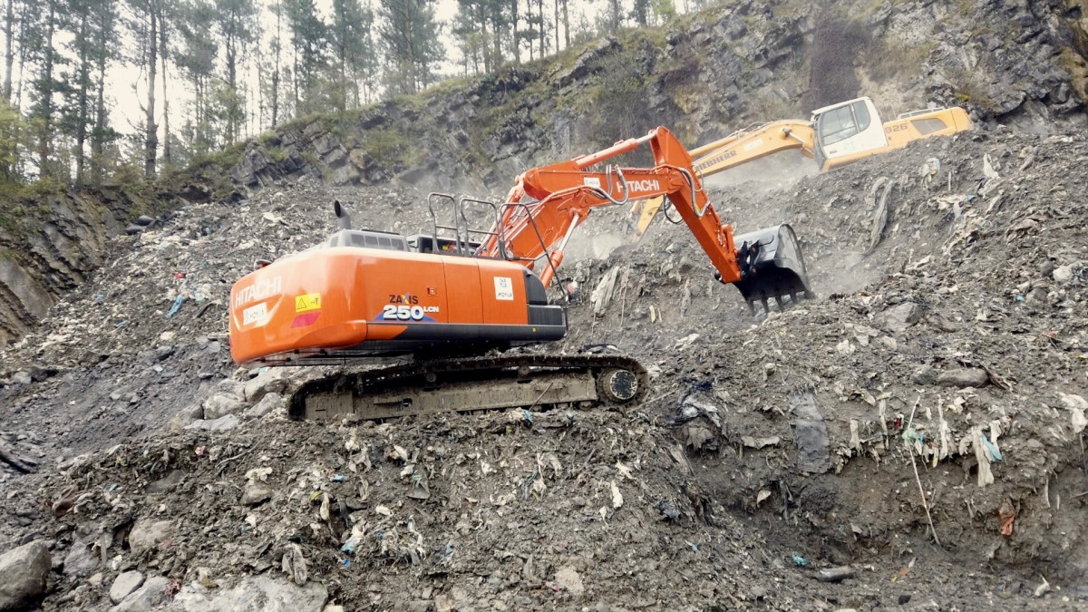 Trabajos de búsqueda en Zaldibar (Bizkaia)
