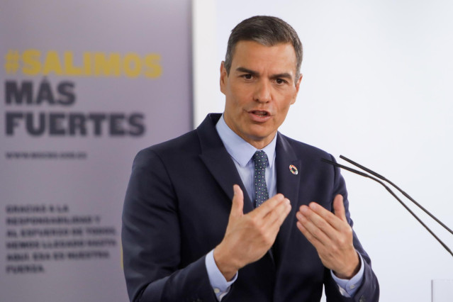 El presidente del Gobierno, Pedro Sánchez, ofrece una rueda de prensa al término de la primera reunión del Consejo de Ministros tras el periodo estival en la que informa sobre la actualidad del Covid-19 en España, en Madrid, a 25 de agosto de 2020.
