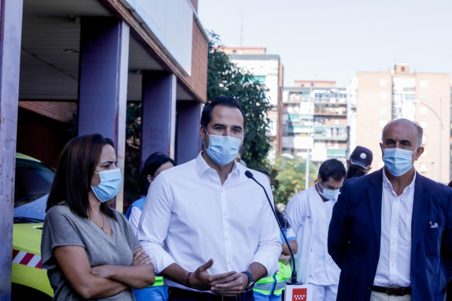 El vicepresidente, consejero de Deportes y Transparencia y portavoz del Gobierno regional, Ignacio Aguado, En Centro de Especialidades El Arroyo, en Fuenlabrada, Madrid, (España), a 27 de agosto de 2020.