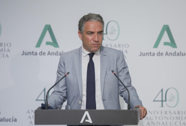 El consejero de Presidencia, Elías Bendodo, durante la comparecencia en rueda de prensa tras la reunión semanal del Consejo de Gobierno de la Junta de Andalucía.