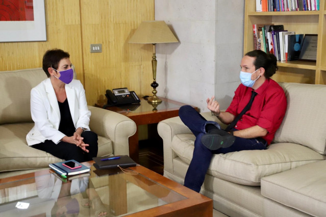 Reunión del vicepresidente segundo, Pablo Iglesias, con la portavoz de Bildu en el Congreso, Mertxe Aizpurua