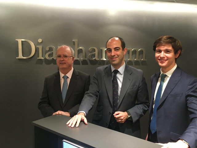 El director de inversiones de Diaphanum, Miguel Ángel García; el socio de inversiones, Javier Riaño, y Carlos del Campo, miembro del equipo de inverisones (de izquierda a derecha).