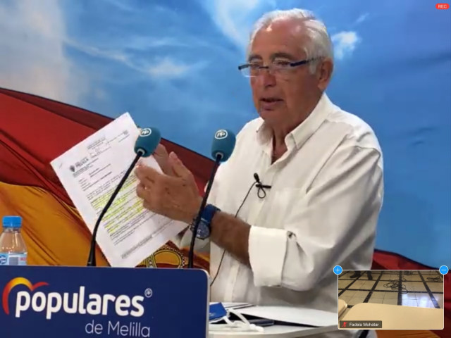 Juan José Imbroda, del PP de Melilla, en la rueda de prensa telemática ofrecida este lunes