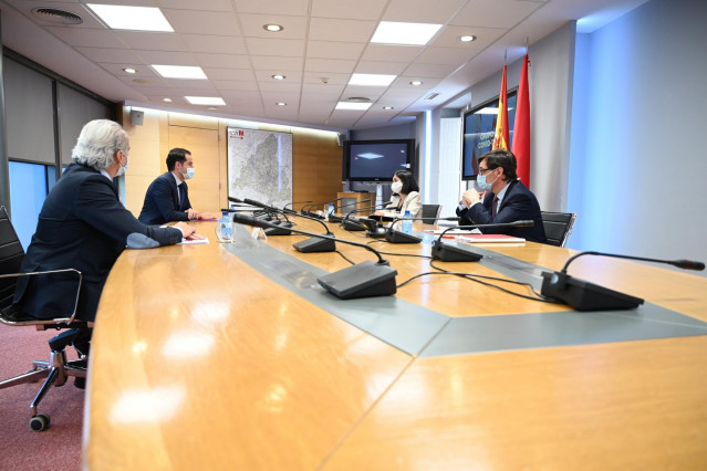 Reunión del Grupo Covid-19 acordado por Sánchez y Ayuso