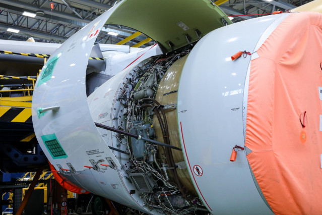 Una parte de avión durante labores de mantenimiento en la planta de Airbus en Getafe, en Madrid.